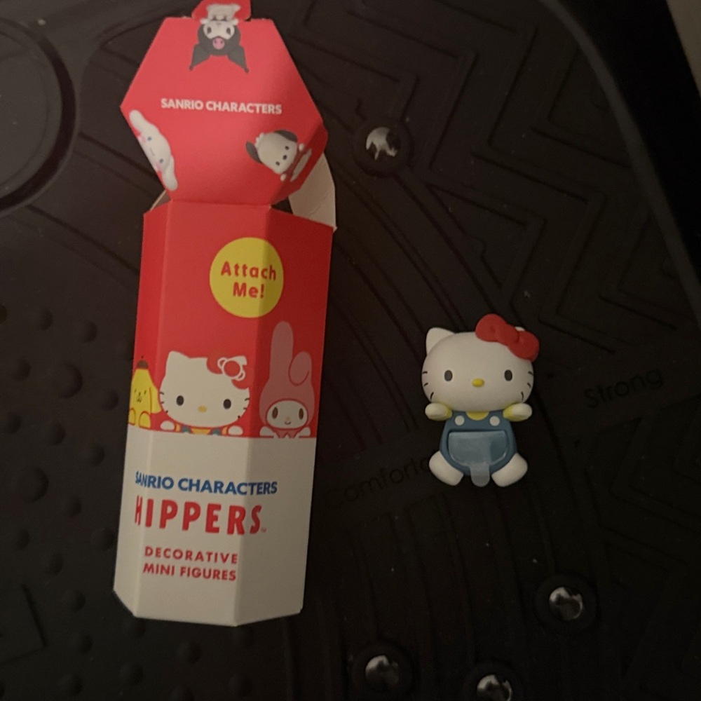 Hello Kitty Hipper - Picture 3 of 5